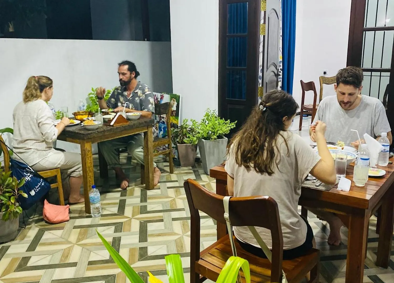 Mario Family Villa And Restaurant Negombo